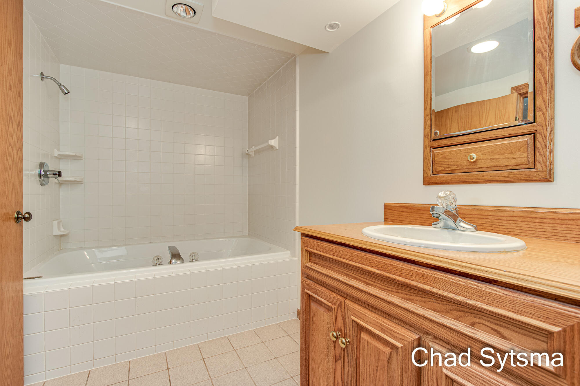 862 Rushmore Street Jenison, MI 49428 - Photo 33 of 40 Lower Full Bath