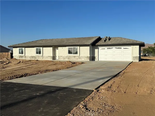 $460,000 | 13223 Central, Apple Valley, CA 92308