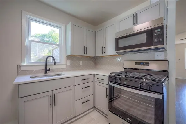 $199,900 | 4011 Northeast Kelsey Road, Kansas City, MO 64116