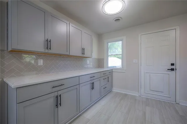 $199,900 | 4011 Northeast Kelsey Road, Kansas City, MO 64116