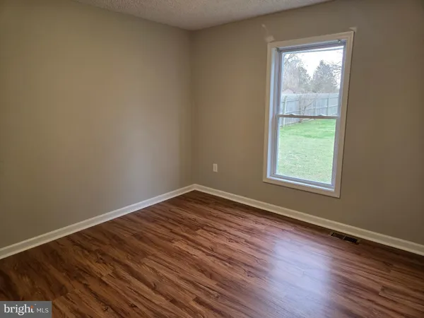 $2,500 | 215 Royal Grant Way, Dover, DE 19901
