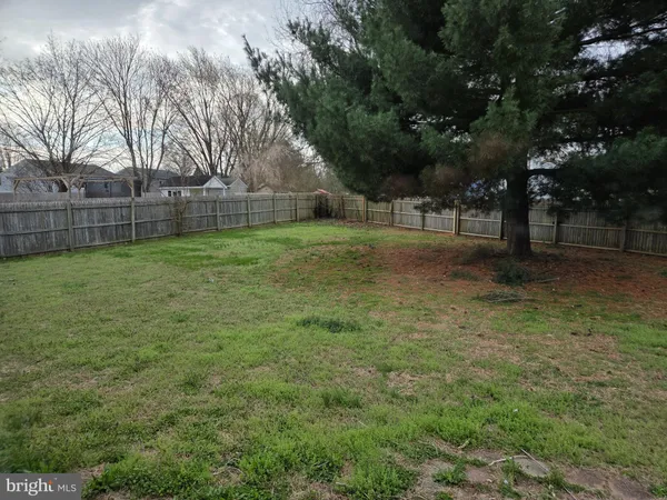 $2,500 | 215 Royal Grant Way, Dover, DE 19901