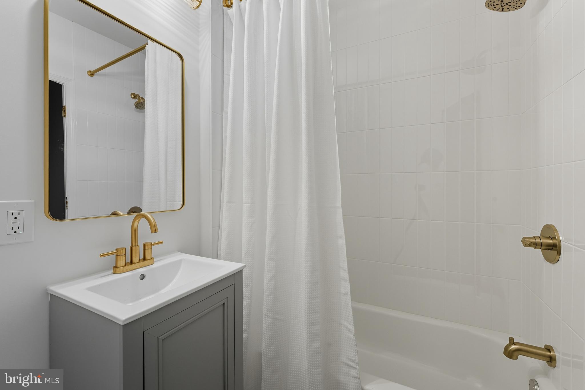 2123 11th Street Northwest Washington, DC 20001 - Photo 24 of 31