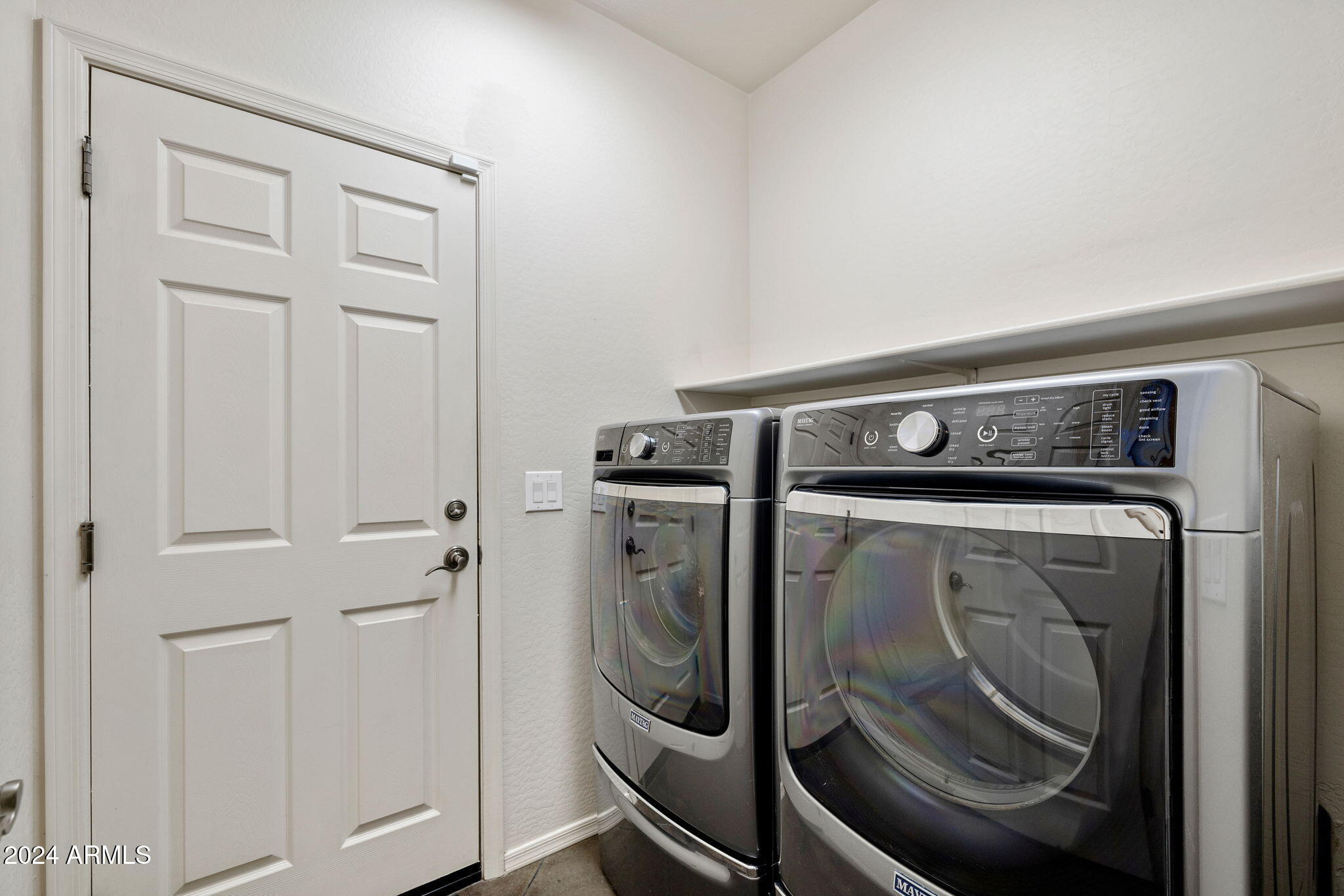1347 Kettle Hill Road Prescott Valley, AZ 86314 - Photo 25 of 86 25-Laundry Room