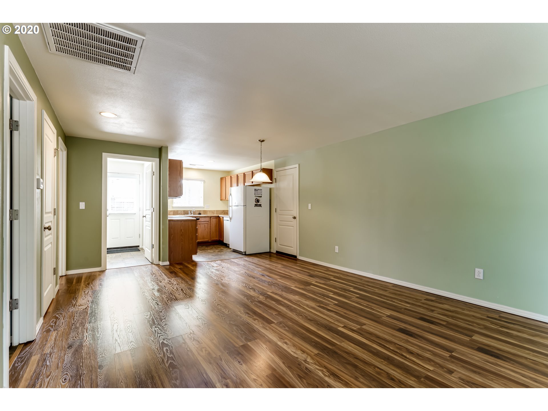 5777 Mica Street Springfield, OR 97478 - Photo 5 of 19 Gallery Image 5