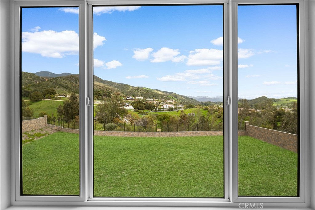 18492 Boulder Bluff Silverado, CA 92676 - Photo 14 of 14