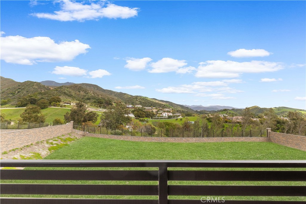 18492 Boulder Bluff Silverado, CA 92676 - Photo 10 of 14 a view of a city