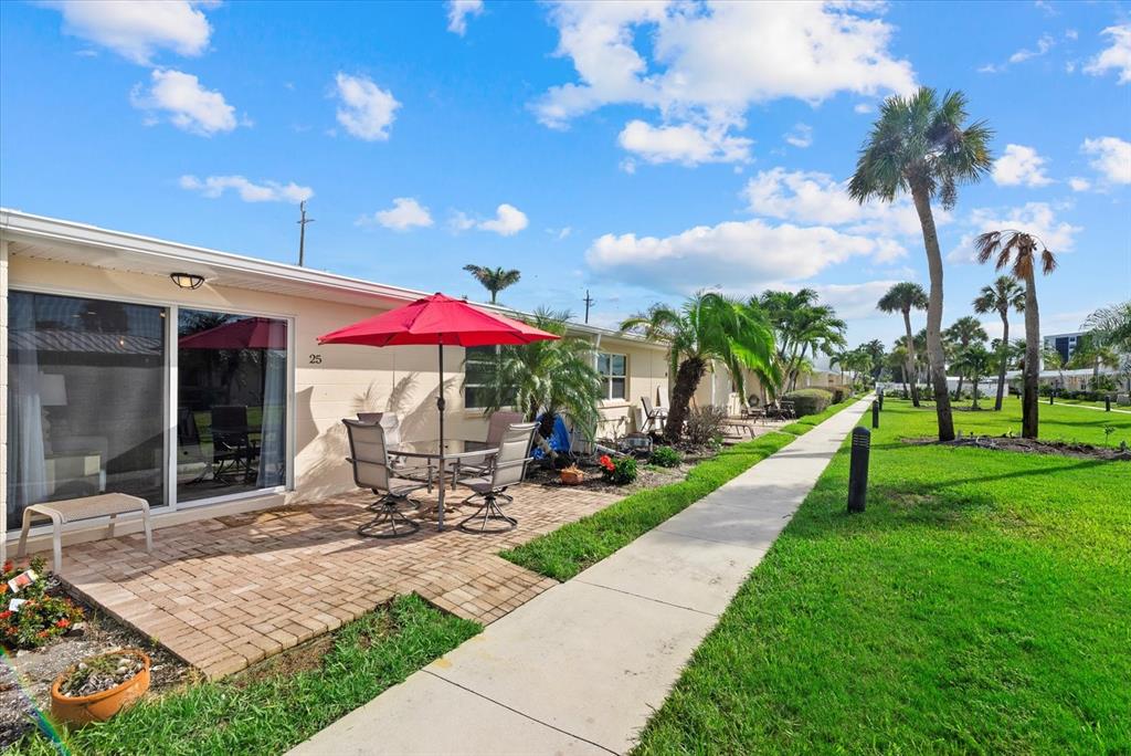 5830 Midnight Pass Road, Unit 25 Sarasota, FL 34242 - Photo 3 of 29 Gallery Image 3