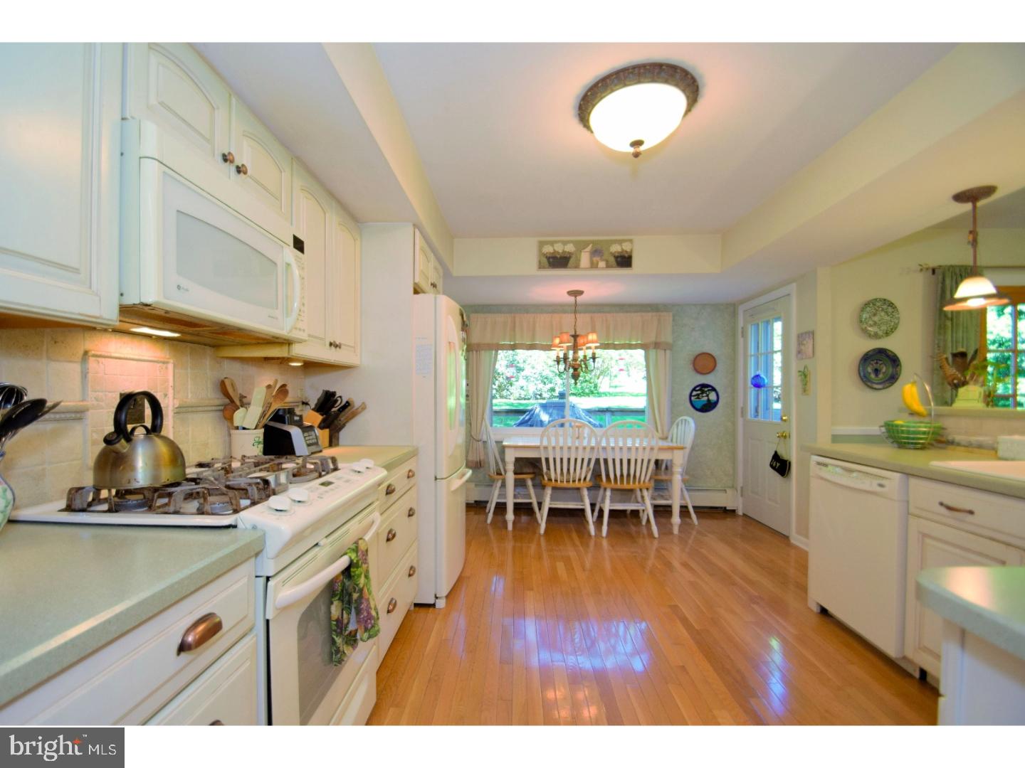 1832 Sharon Road Jenkintown, PA 19046 - Photo 7 of 25