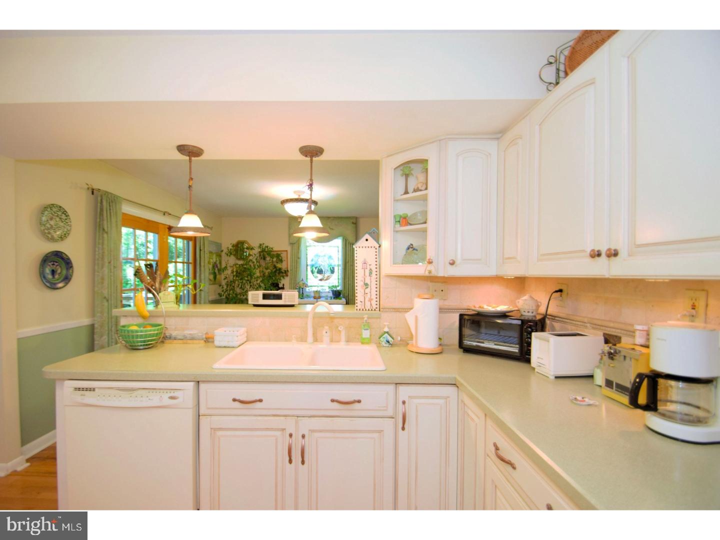 1832 Sharon Road Jenkintown, PA 19046 - Photo 8 of 25