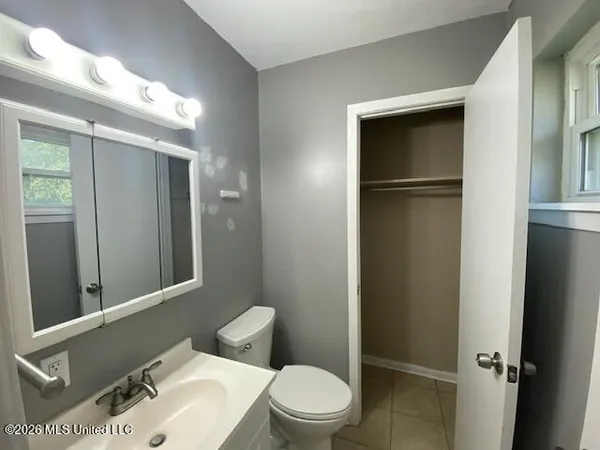 $1,600 | 331 Greenwood Drive, Biloxi, MS 39531