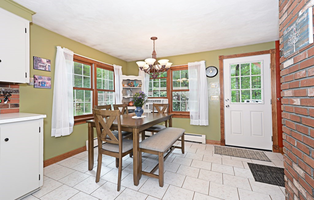 921 Reed Street Warren, MA 01092 - Photo 11 of 33