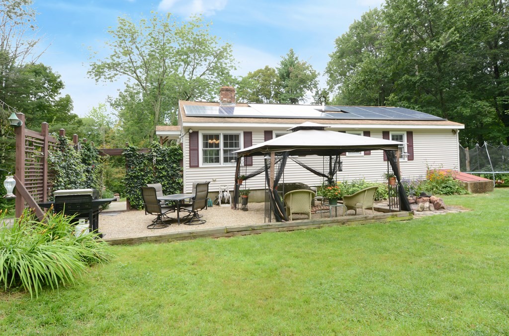 921 Reed Street Warren, MA 01092 - Photo 6 of 33