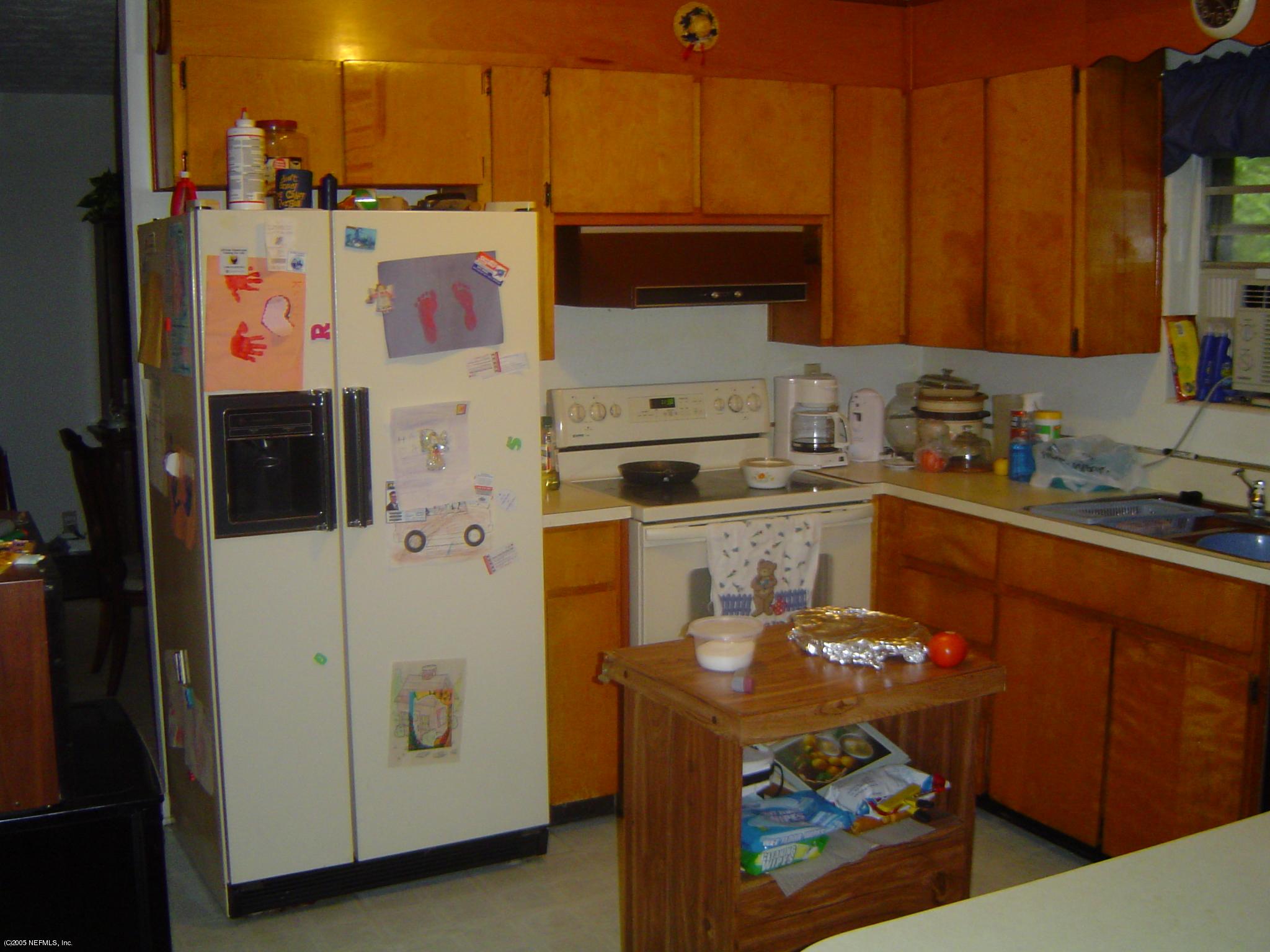 1057 Bacall Road Jacksonville, FL 32218 - Photo 2 of 3 Kitchen 1