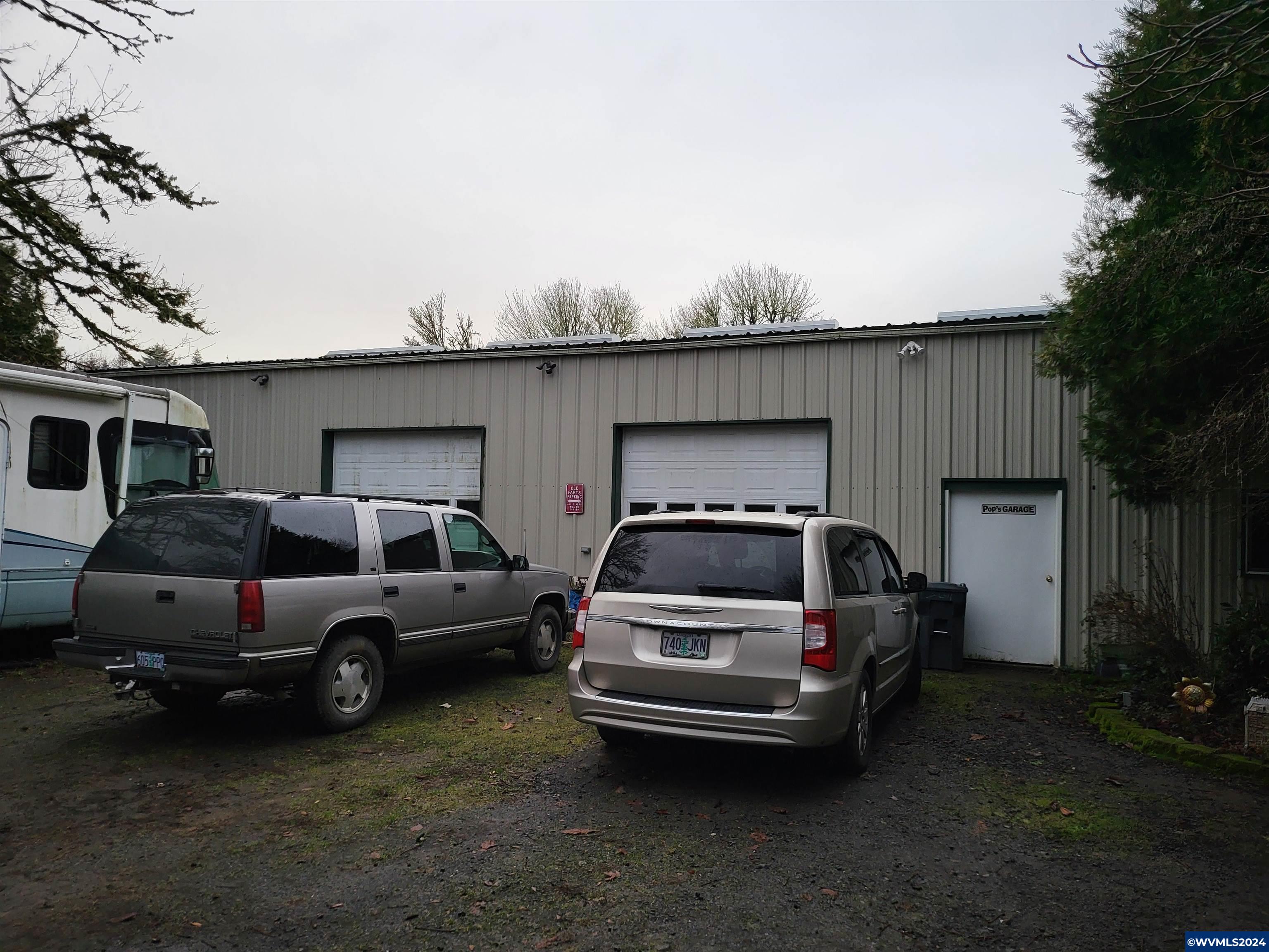 39241 Luckiamute Road Philomath, OR 97370 - Photo 18 of 36 Gallery Image 18