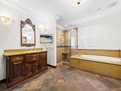 $5,495,000 | 2856 Northeast 25th Street, Fort Lauderdale, FL 33305