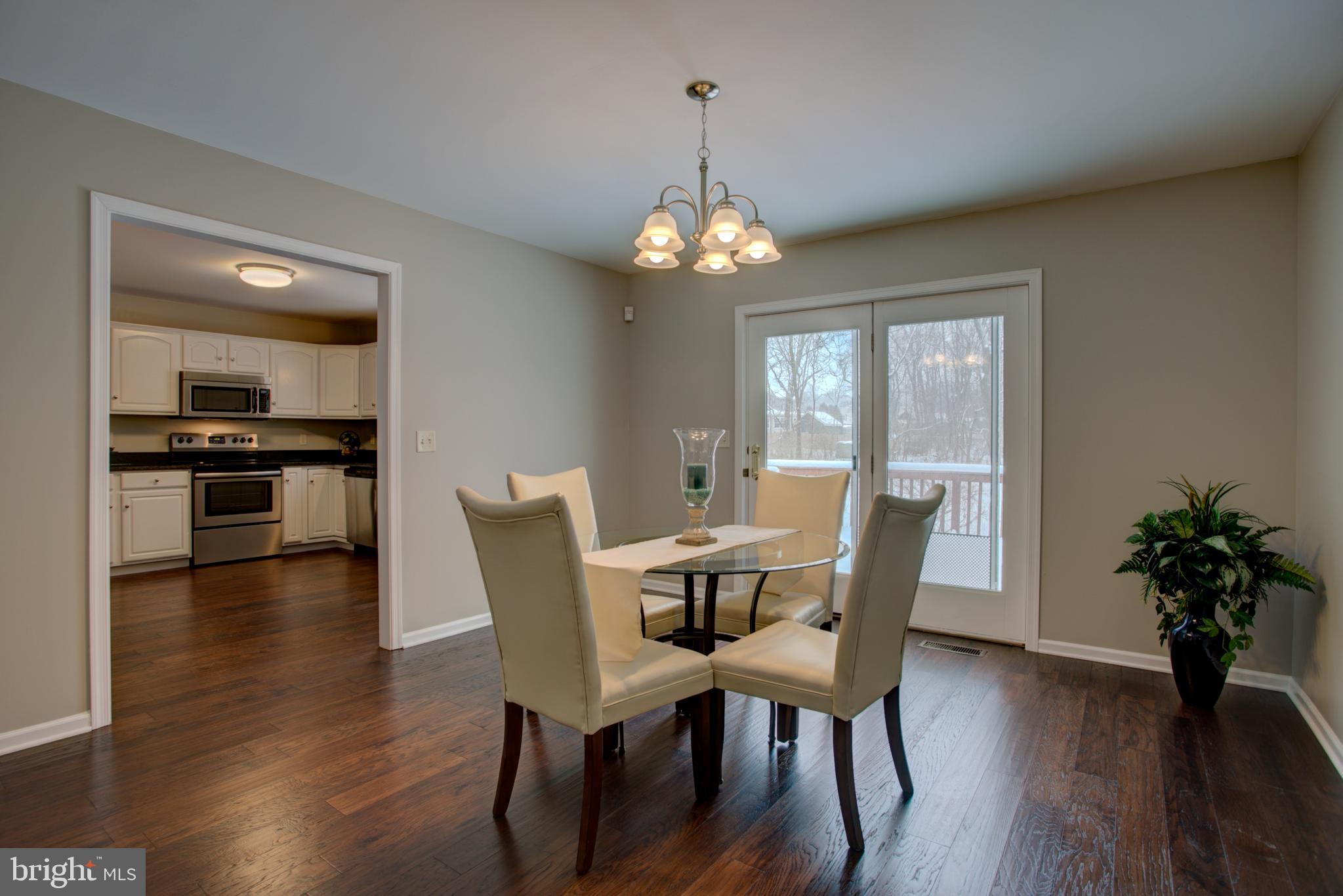 29 Newville Road Elizabethtown, PA 17022 - Photo 9 of 23 Dining Room