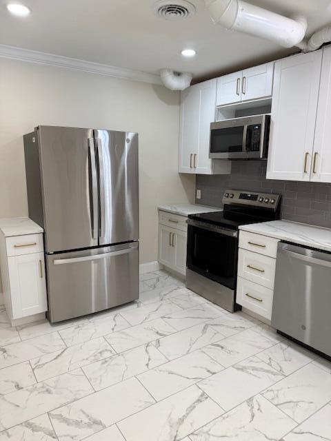 12202 Larkins Road Brighton, MI 48114 - Photo 2 of 8 IMG_0366