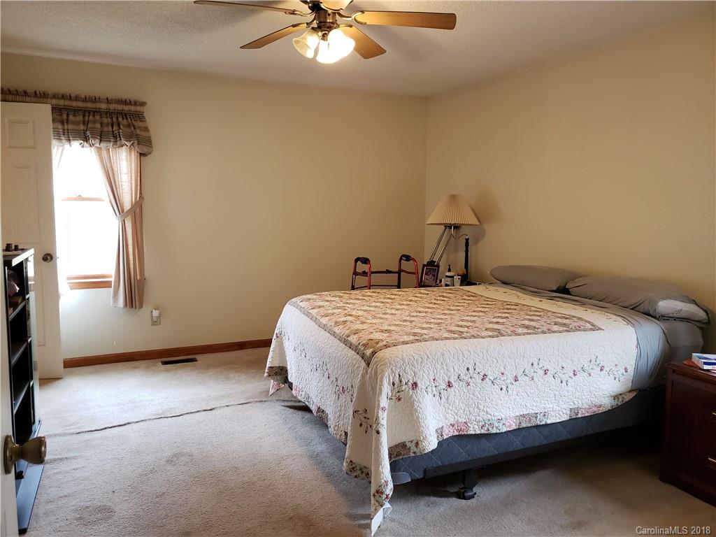 2527 Otis Dellinger Road Lincolnton, NC 28092 - Photo 13 of 19 Gallery Image 13