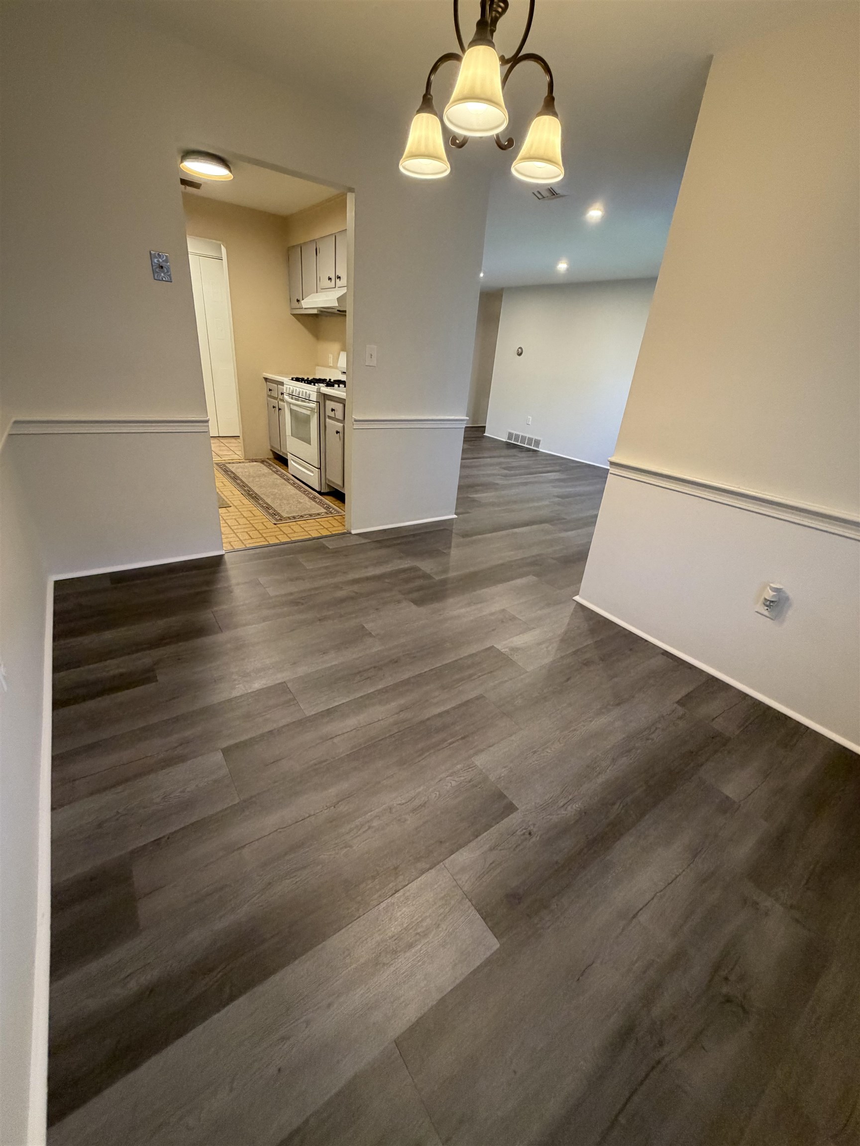 9 Louisburg Square, Unit 5 Nashua, NH 03060 - Photo 14 of 17