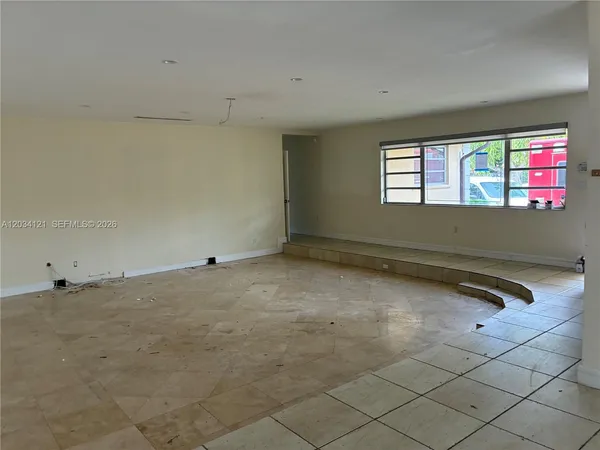 $1,719,900 | 18715 Northeast 18th Avenue, Miami, FL 33179