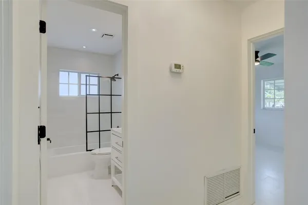 $3,000 | 820 Northeast 23rd Avenue, Pompano Beach, FL 33062