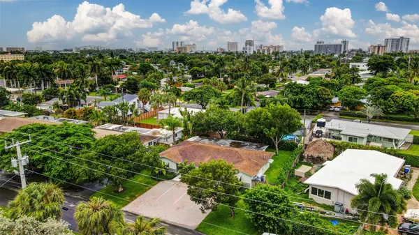 $3,000 | 820 Northeast 23rd Avenue, Pompano Beach, FL 33062