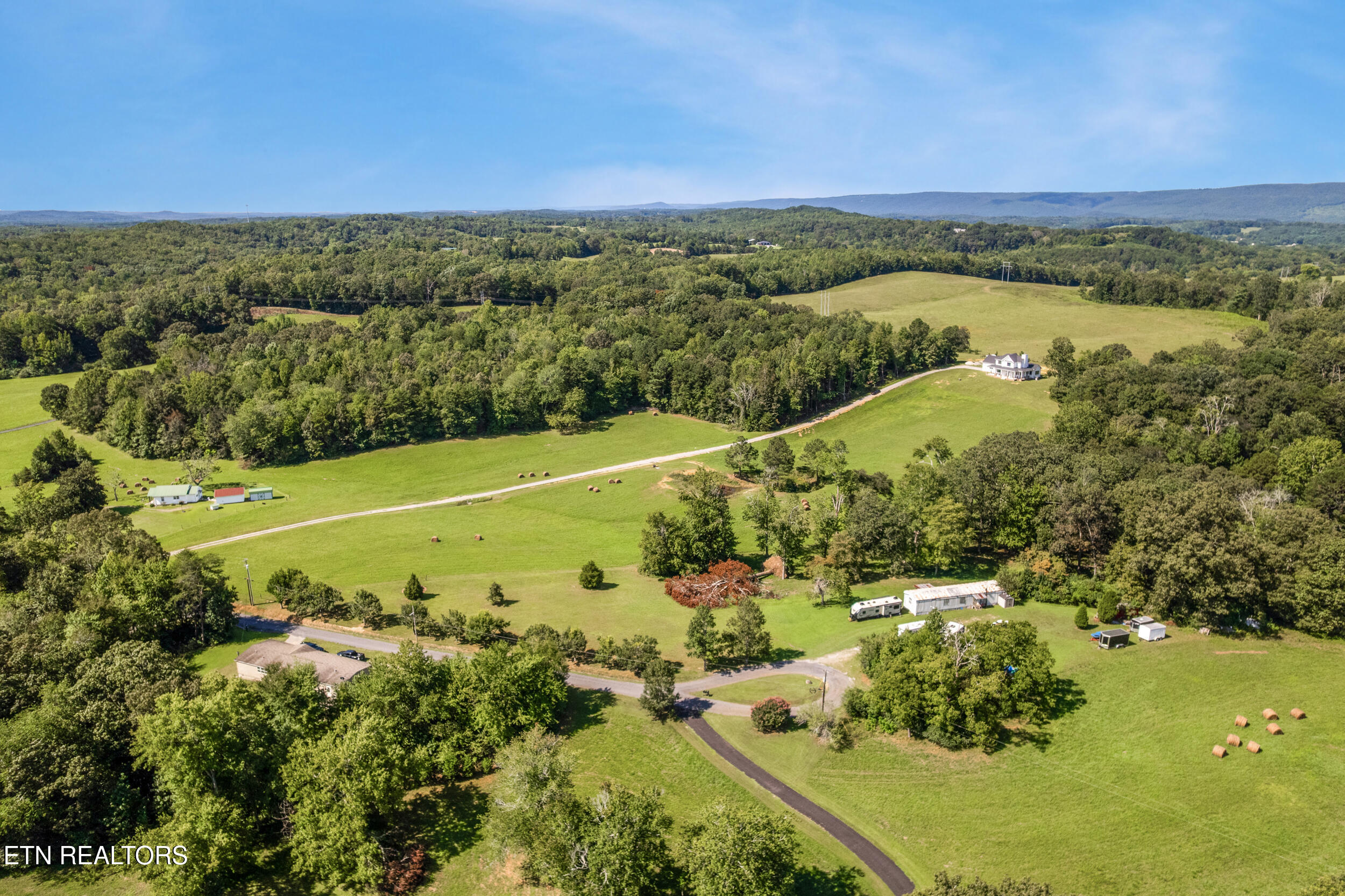 525 Basil Fugate Road Spring City, TN 37381 - Photo 12 of 44 17_015