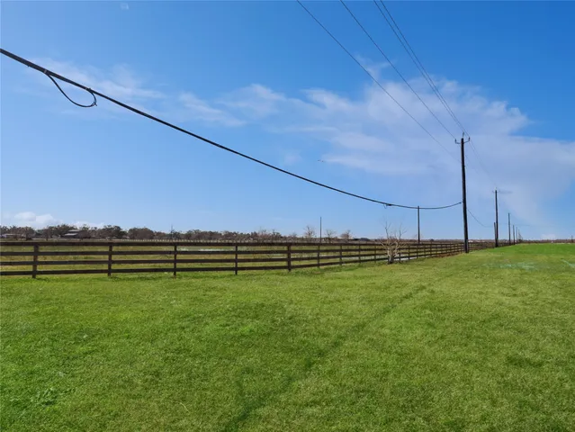 $325,000 | 9141 Timberwood Drive, Clute, TX 77531