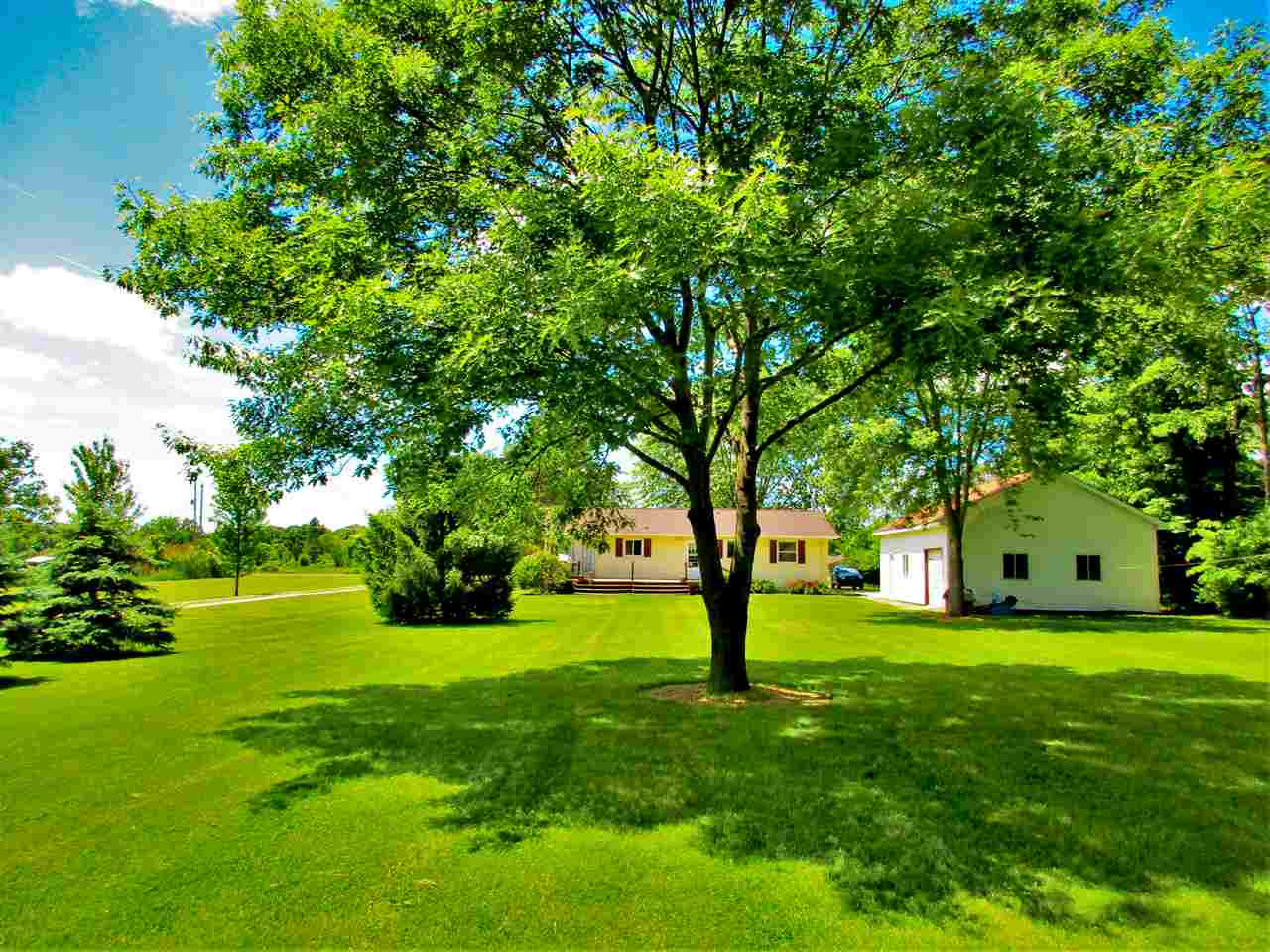 5281 South Sheridan Road Durand, MI 48429 - Photo 8 of 44