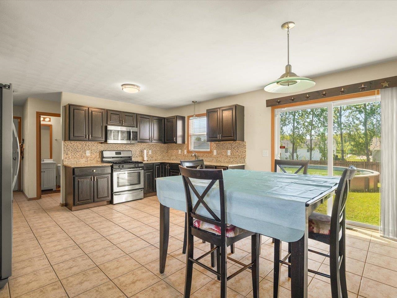 3835 Linden Road Rockford, IL 61109 - Photo 15 of 39