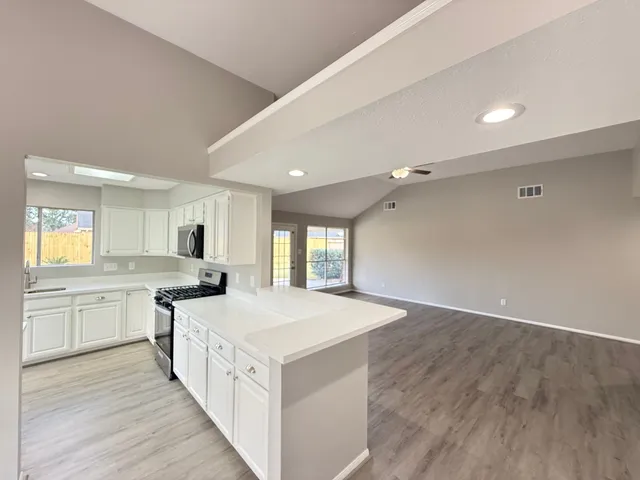 $279,900 | 14011 Falling Elm Lane, Houston, TX 77015