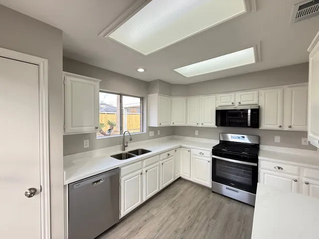 $279,900 | 14011 Falling Elm Lane, Houston, TX 77015