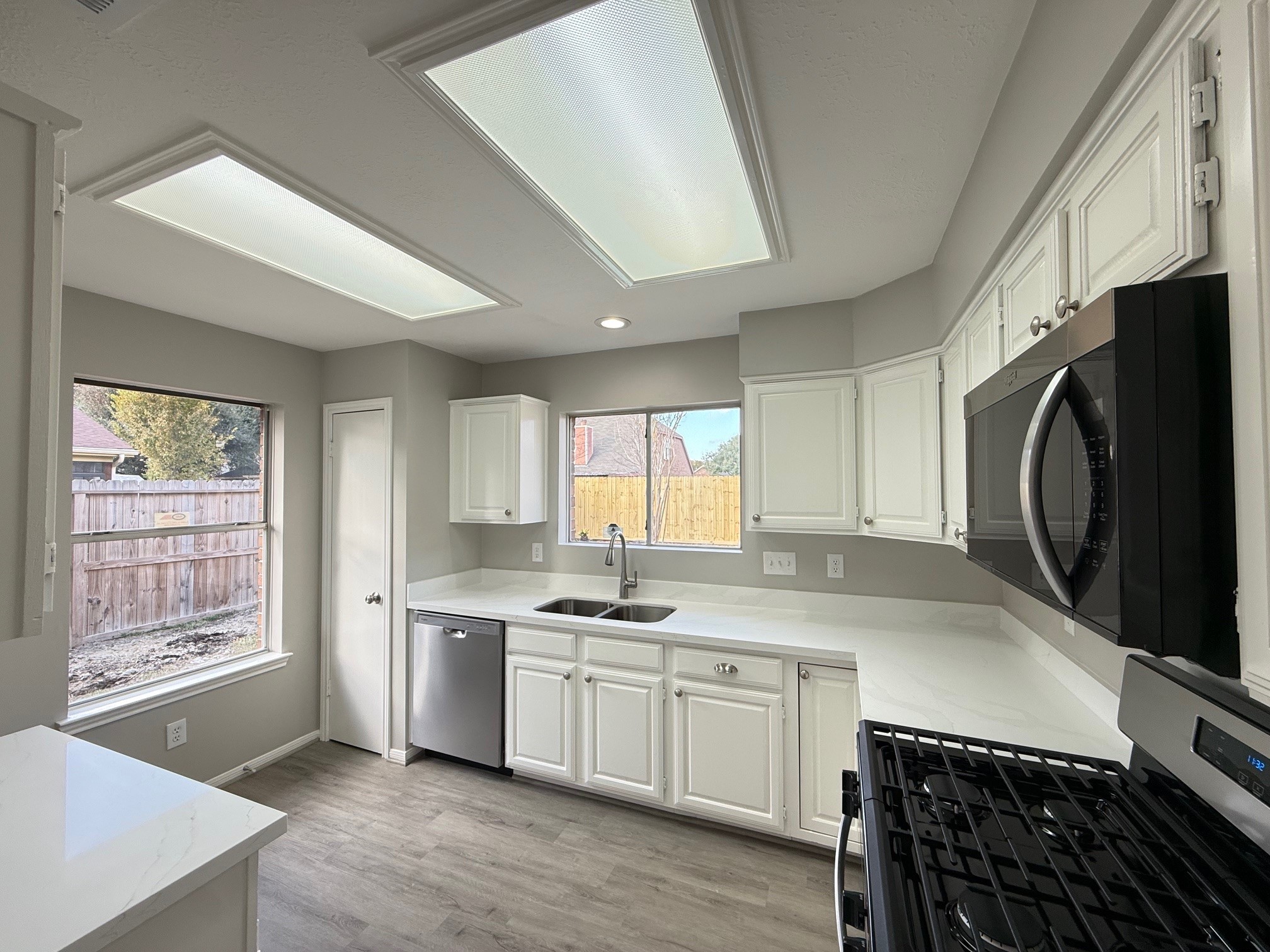 14011 Falling Elm Lane Houston, TX 77015 - Photo 18 of 33