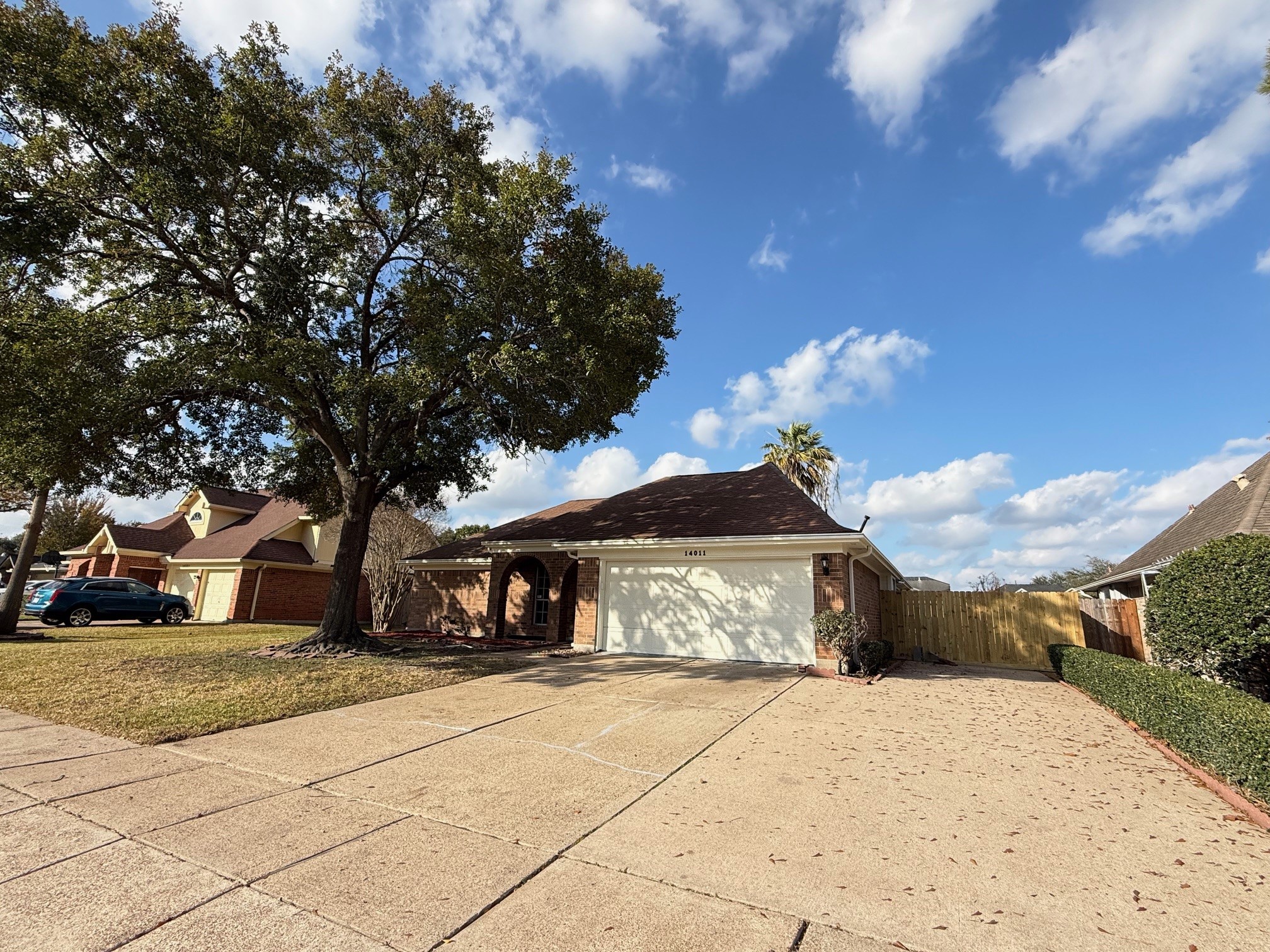 14011 Falling Elm Lane Houston, TX 77015 - Photo 2 of 33