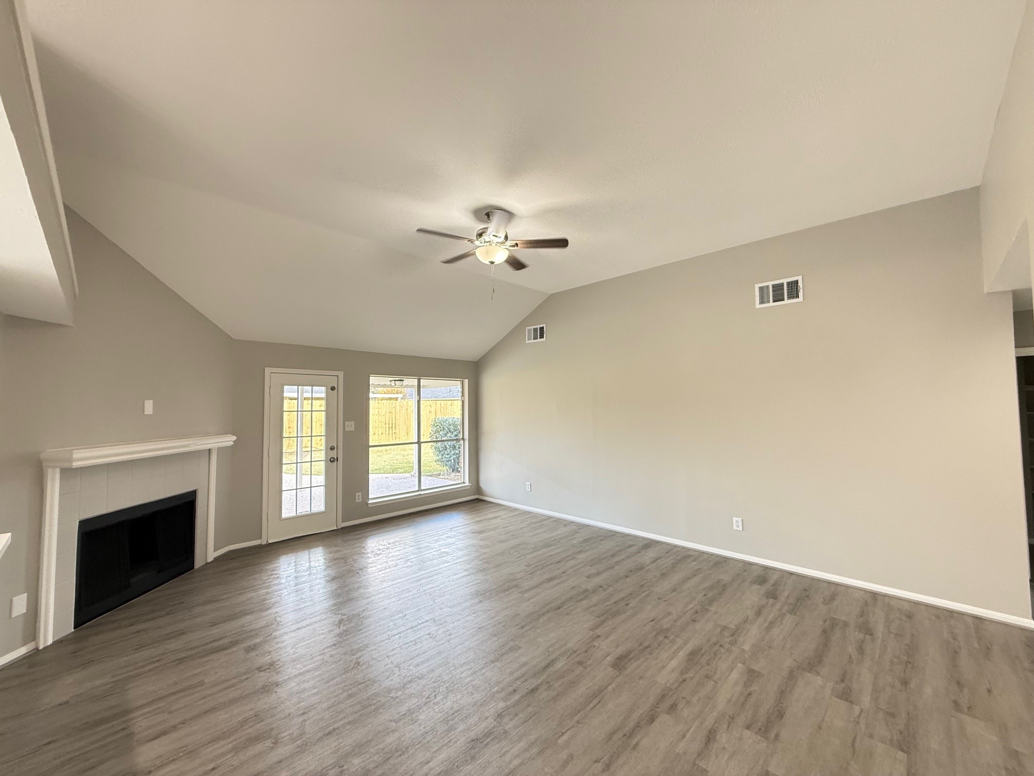 14011 Falling Elm Lane Houston, TX 77015 - Photo 5 of 33
