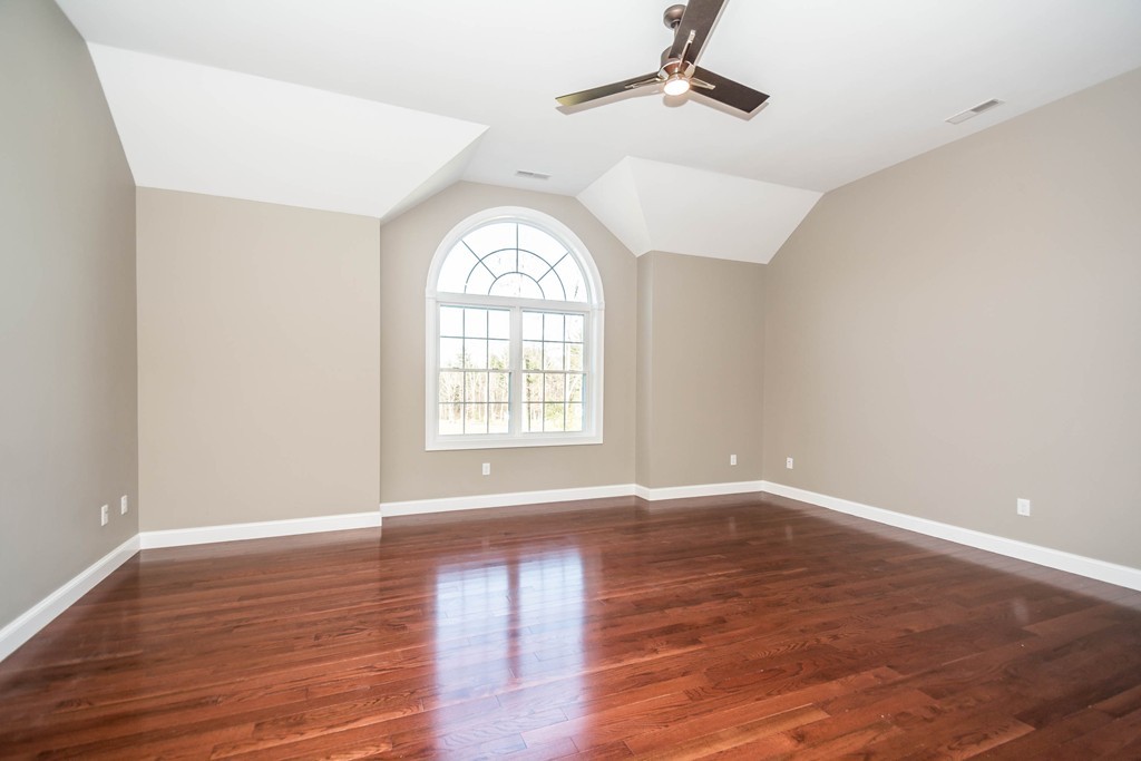 11 Beechnut Road Dracut, MA 01826 - Photo 24 of 30
