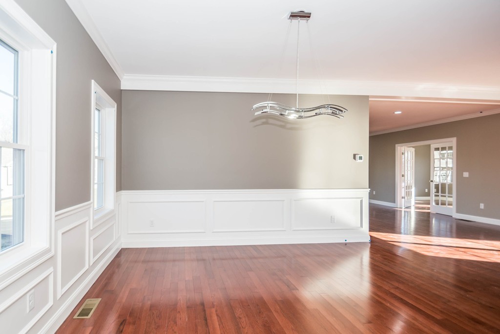 11 Beechnut Road Dracut, MA 01826 - Photo 4 of 30