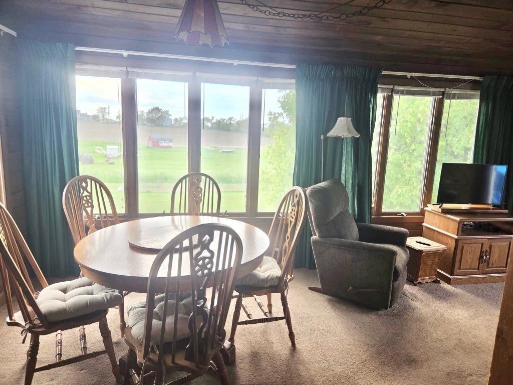 303 Middle Road Portsmouth, RI 02871 - Photo 15 of 32