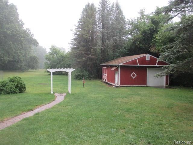 2257 Smith Road Temperance, MI 48182 - Photo 25 of 27 25.JPG