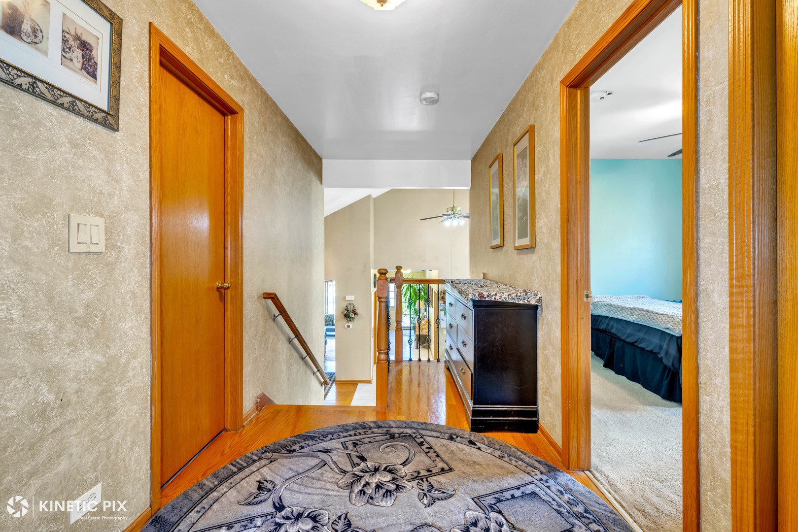 8619 Linder Avenue Burbank, IL 60459 - Photo 16 of 40 a view of a hallway with a bedroom and front door