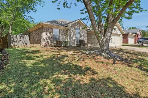 $375,000 | 5007 Ivycrest Trail, Arlington, TX 76017