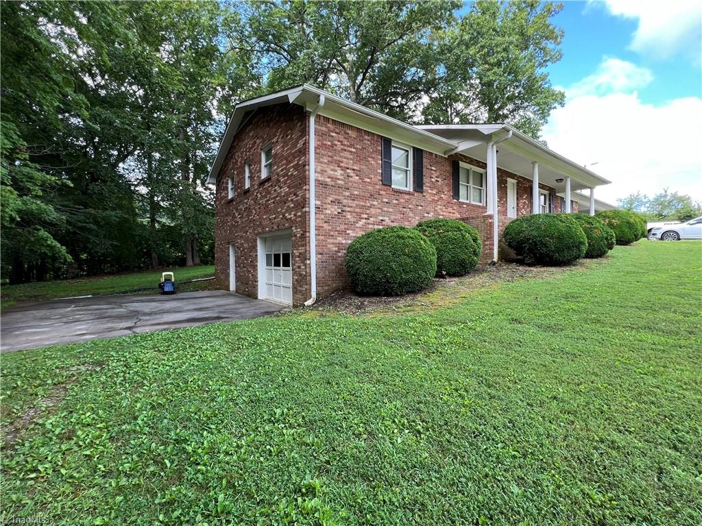 802 Spainhour Road King, NC 27045 - Photo 12 of 48 Gallery Image 12