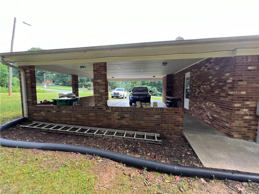 802 Spainhour Road King, NC 27045 - Photo 17 of 48 Gallery Image 17