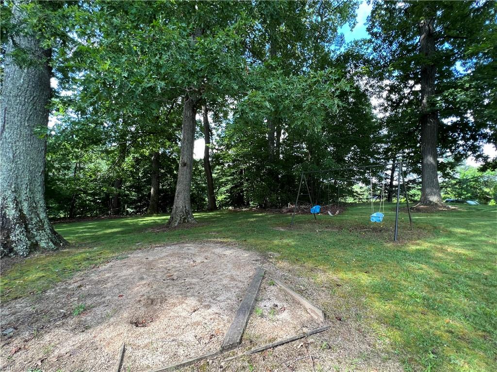 802 Spainhour Road King, NC 27045 - Photo 23 of 48 Gallery Image 23