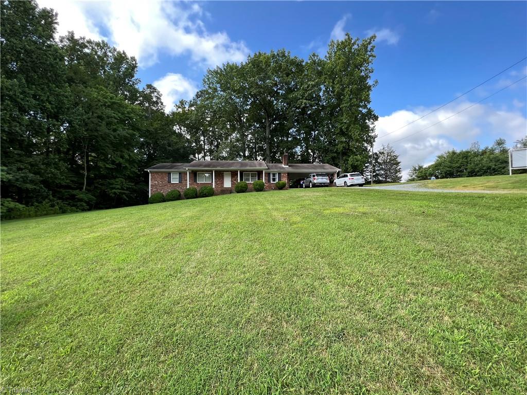 802 Spainhour Road King, NC 27045 - Photo 4 of 48 Gallery Image 4