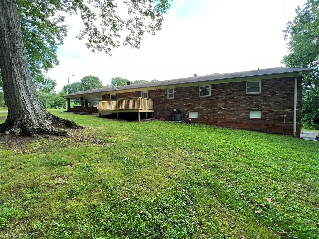 802 Spainhour Road King, NC 27045 - Photo 10 of 48 Gallery Image 10