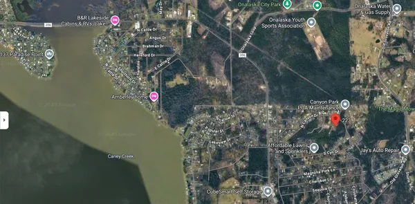 a view of outside area