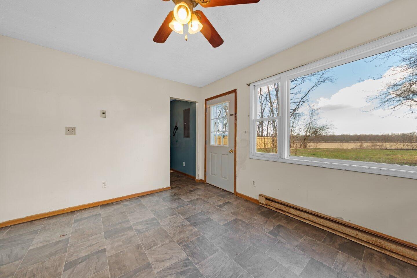 6096 Pickerington Road Northwest Carroll, OH 43112 - Photo 13 of 25 6096 Pickerington Rd (69).jpg-SMALL