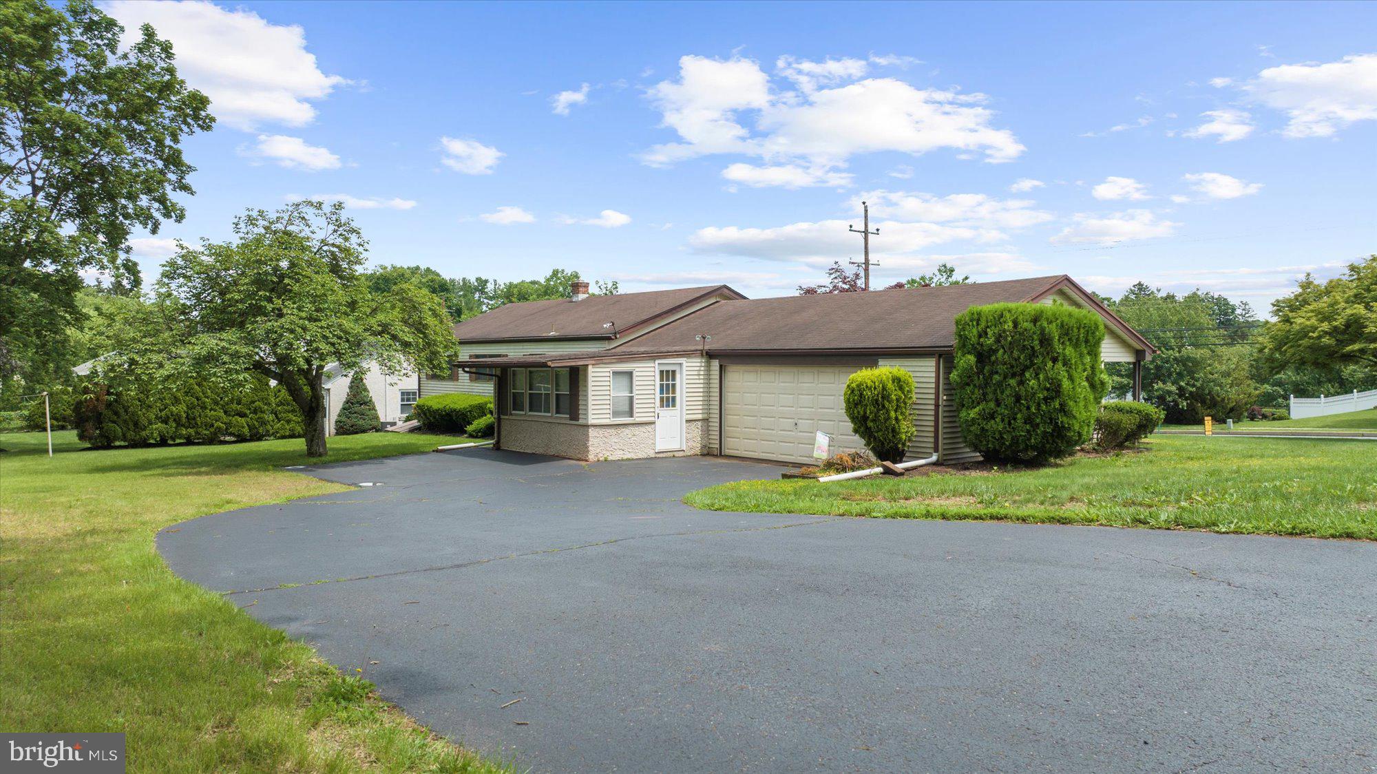 501 Vaughn Road Royersford, PA 19468 - Photo 6 of 45 Gallery Image 6